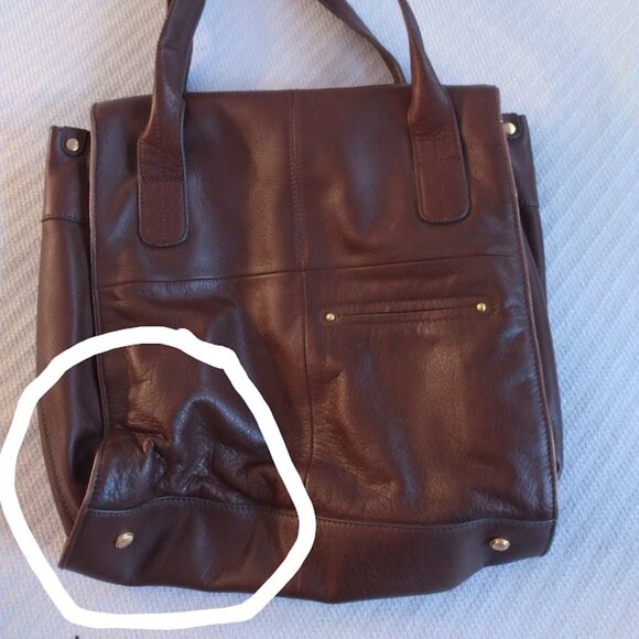 B Makowsky Chocolate Mocha Brown Leather Messenger Style Shoulder Bag - Picture 9 of 16